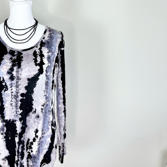 Paraphrase Top - Picture 6 of 15